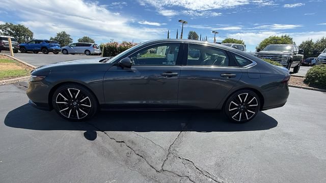 Used 2024 Honda Accord Touring image 7