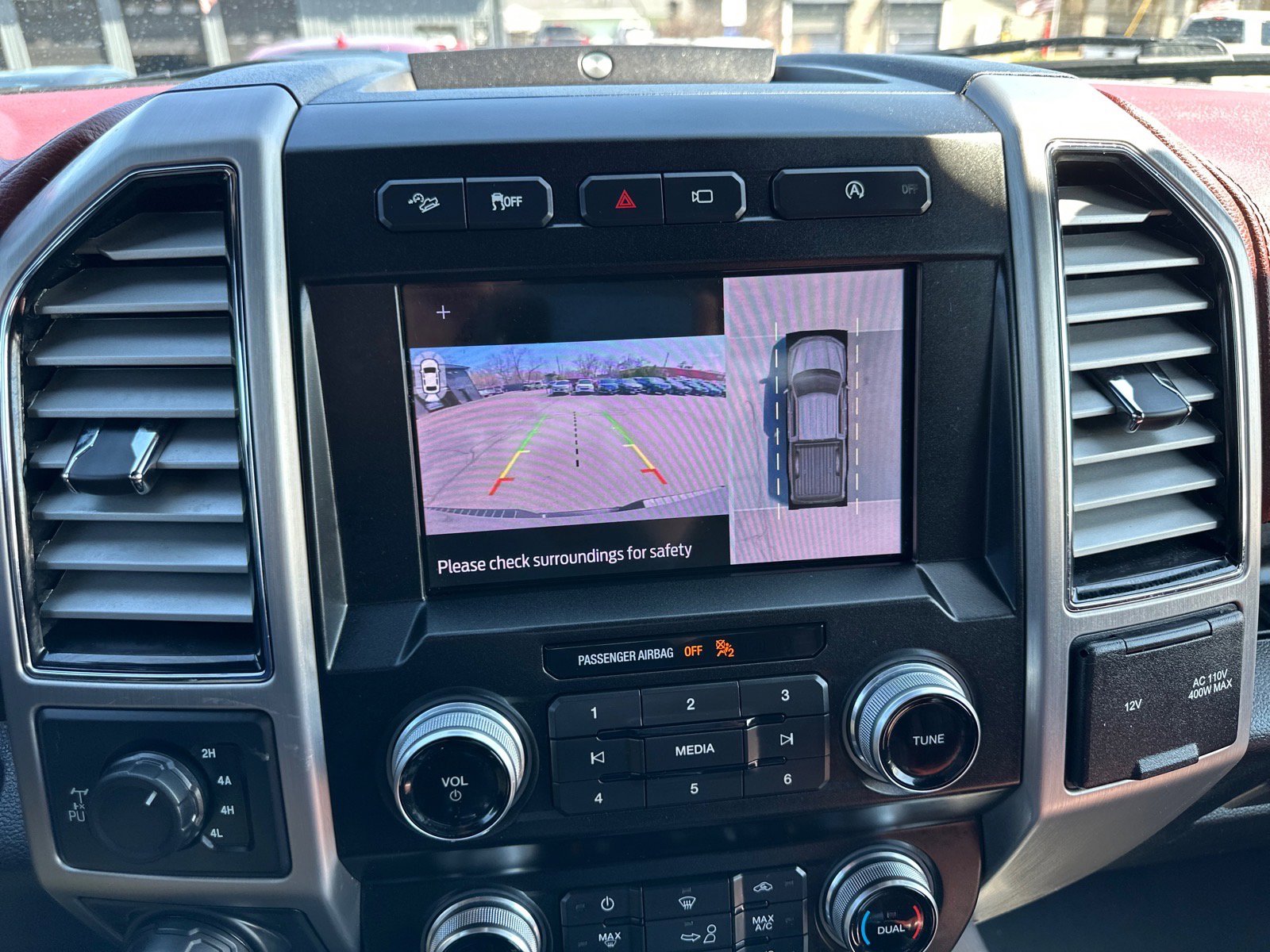 Used 2020 Ford F150 Platinum w/ Technology Package image 35