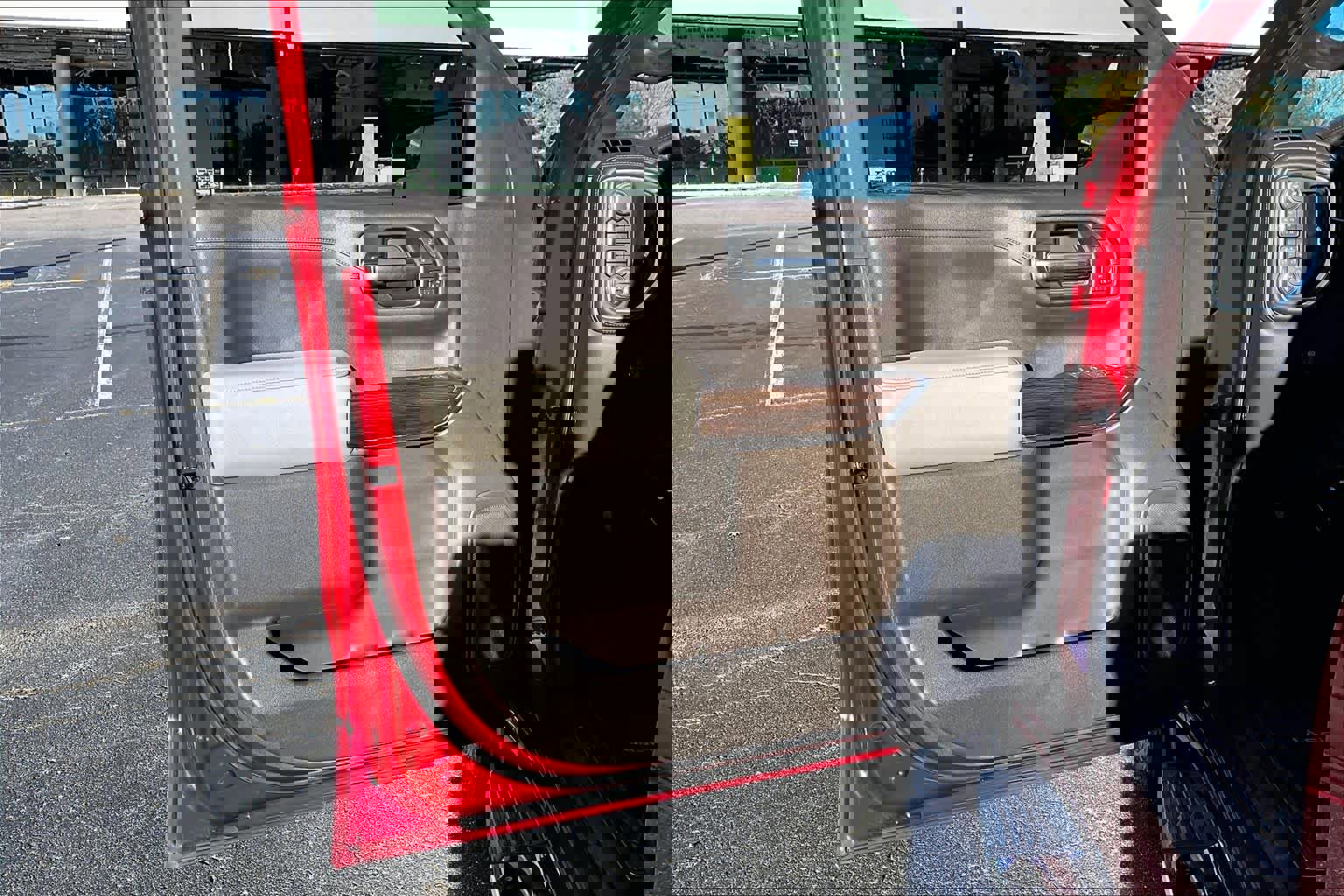 Used 2019 GMC Sierra 1500 SLT w/ SLT Premium Package image 21