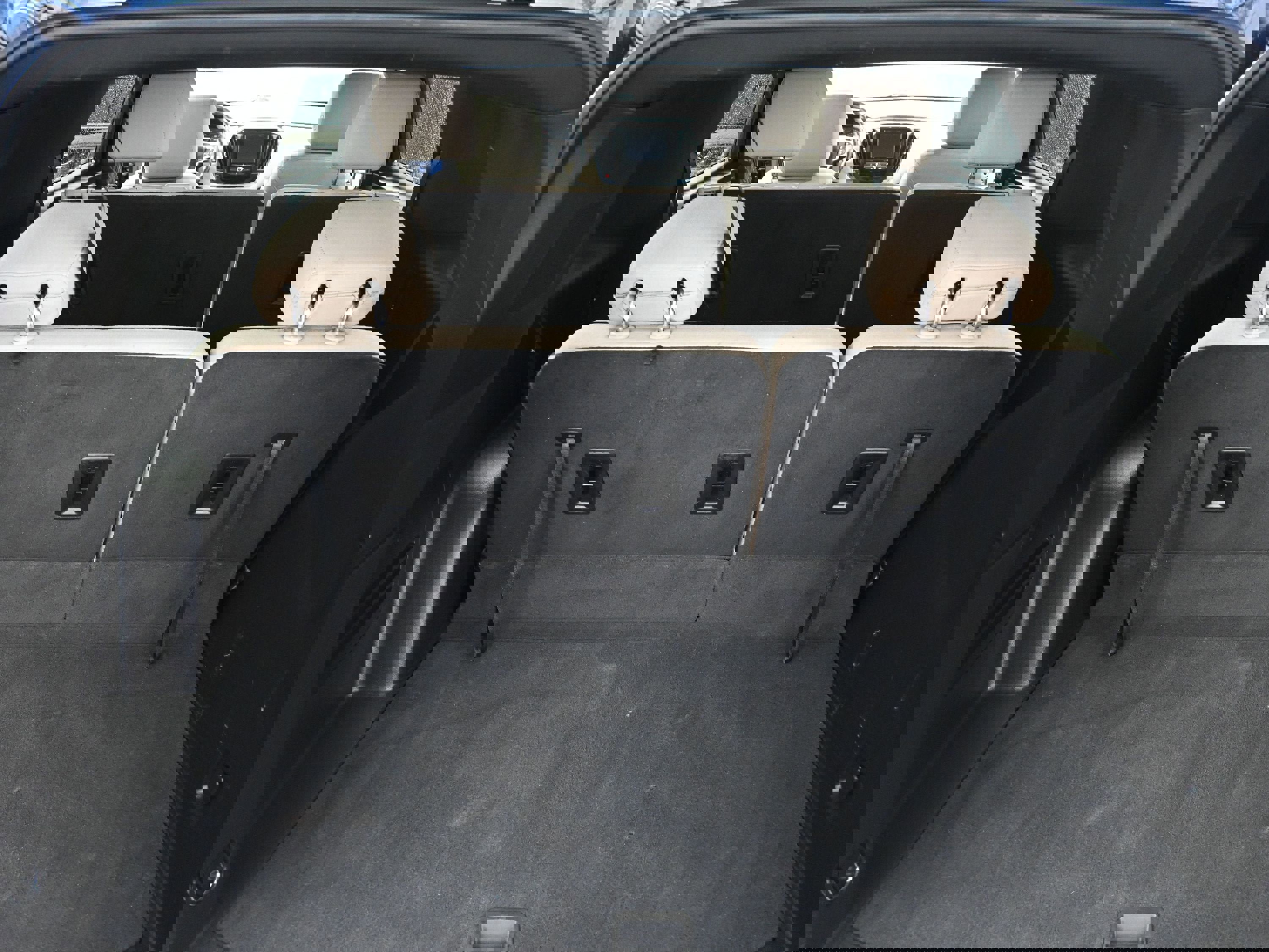 Certified 2023 Chevrolet Traverse LS image 21