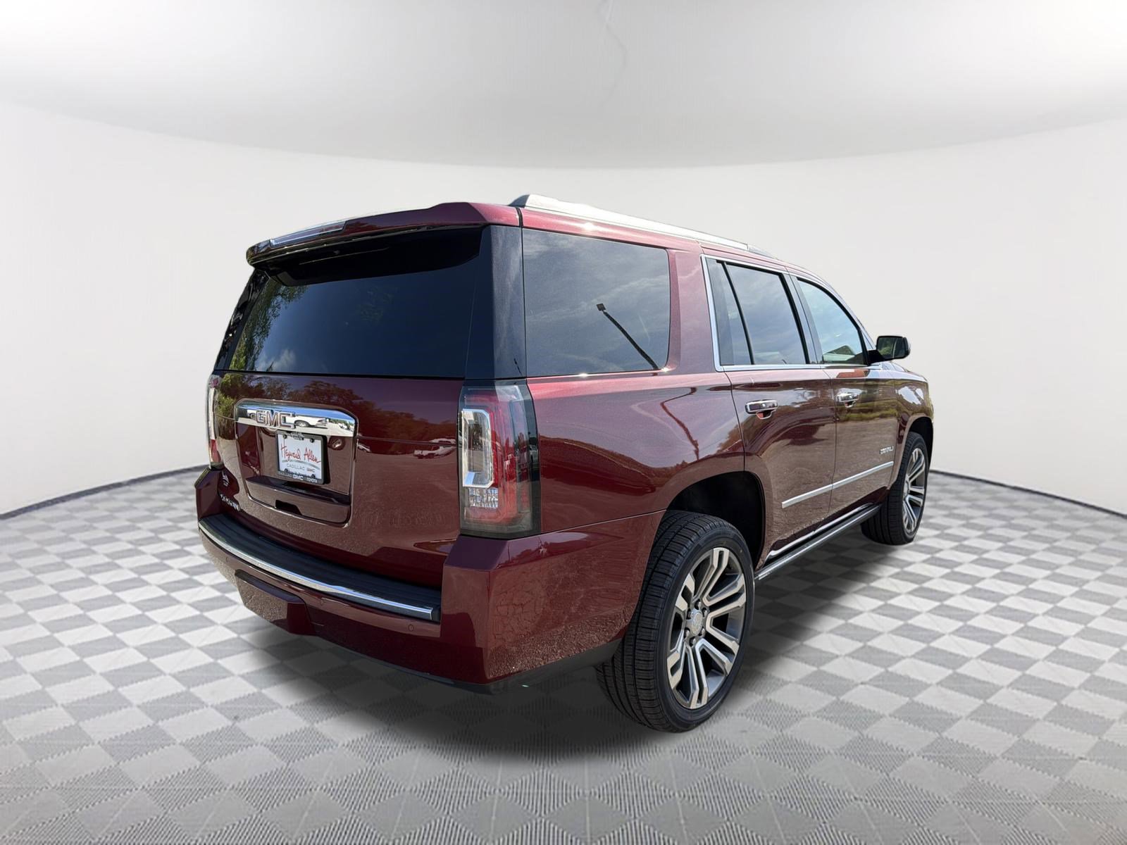 Used 2020 GMC Yukon Denali w/ Open Road Package RWD image 10