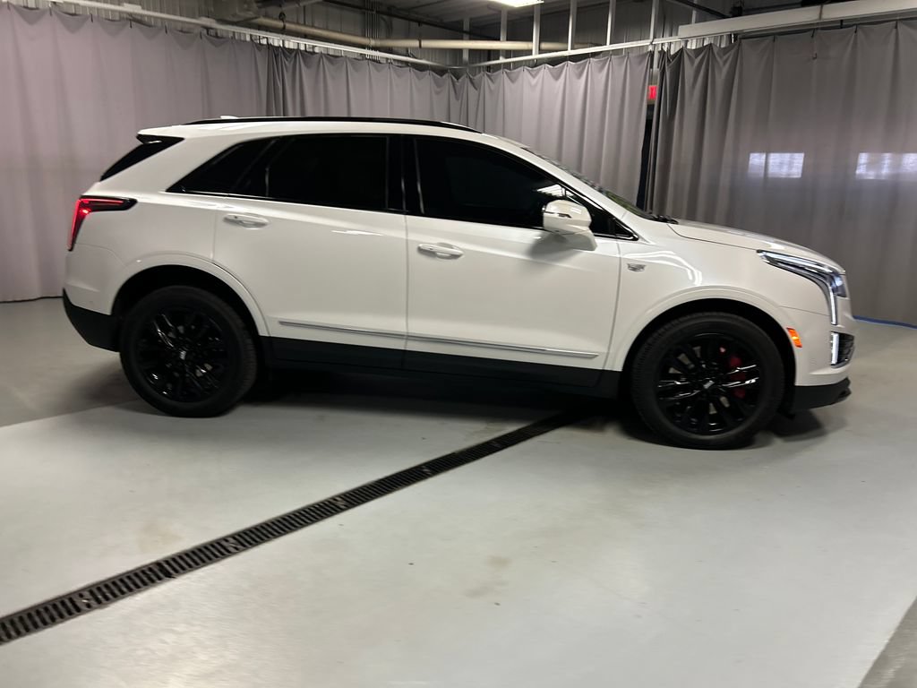 Used 2022 Cadillac XT5 Sportv w/ Platinum Package AWD/4WD image 8