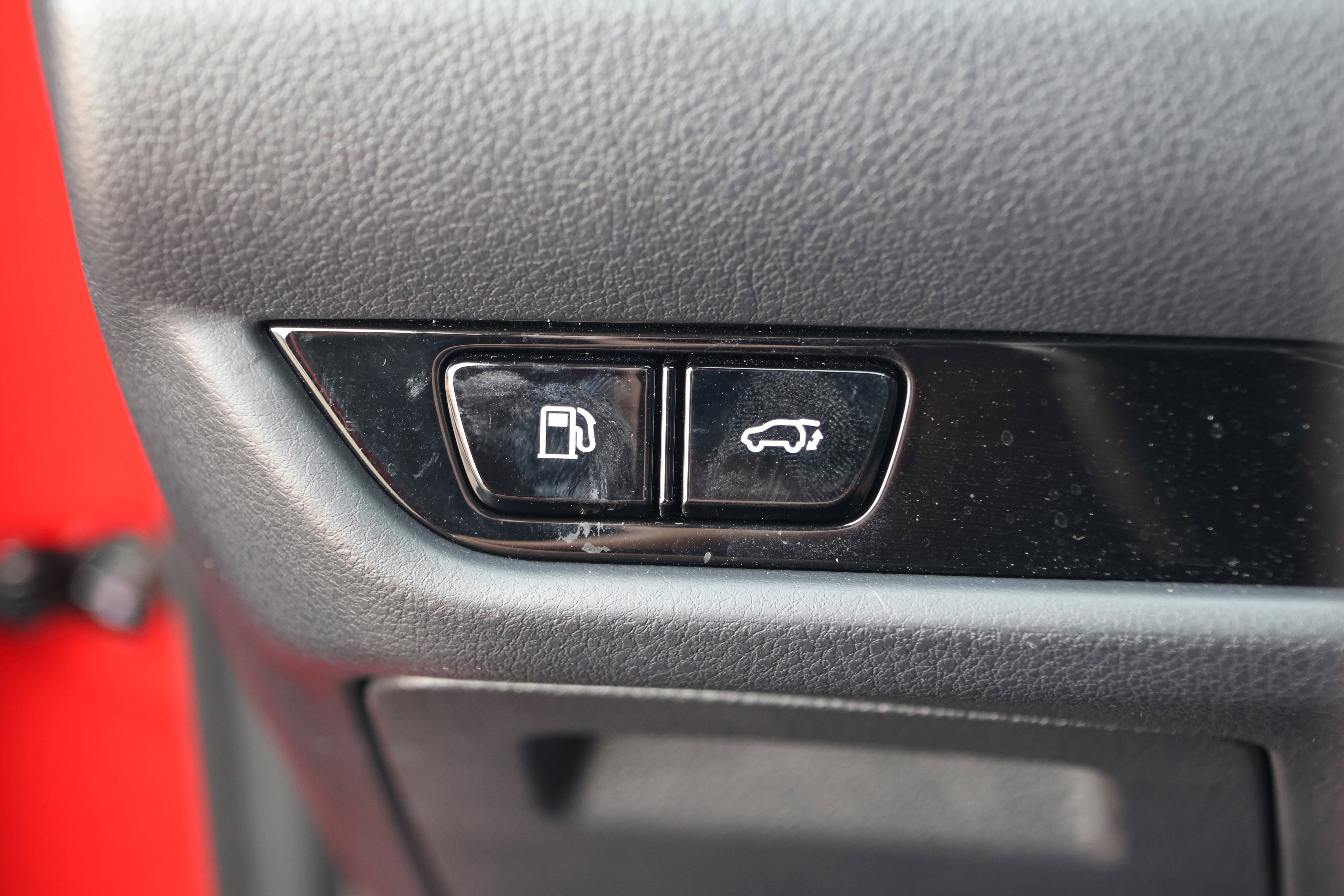 Certified 2025 Lexus NX 250 250 Premium w/ Towing Package (2000 Lbs) image 16