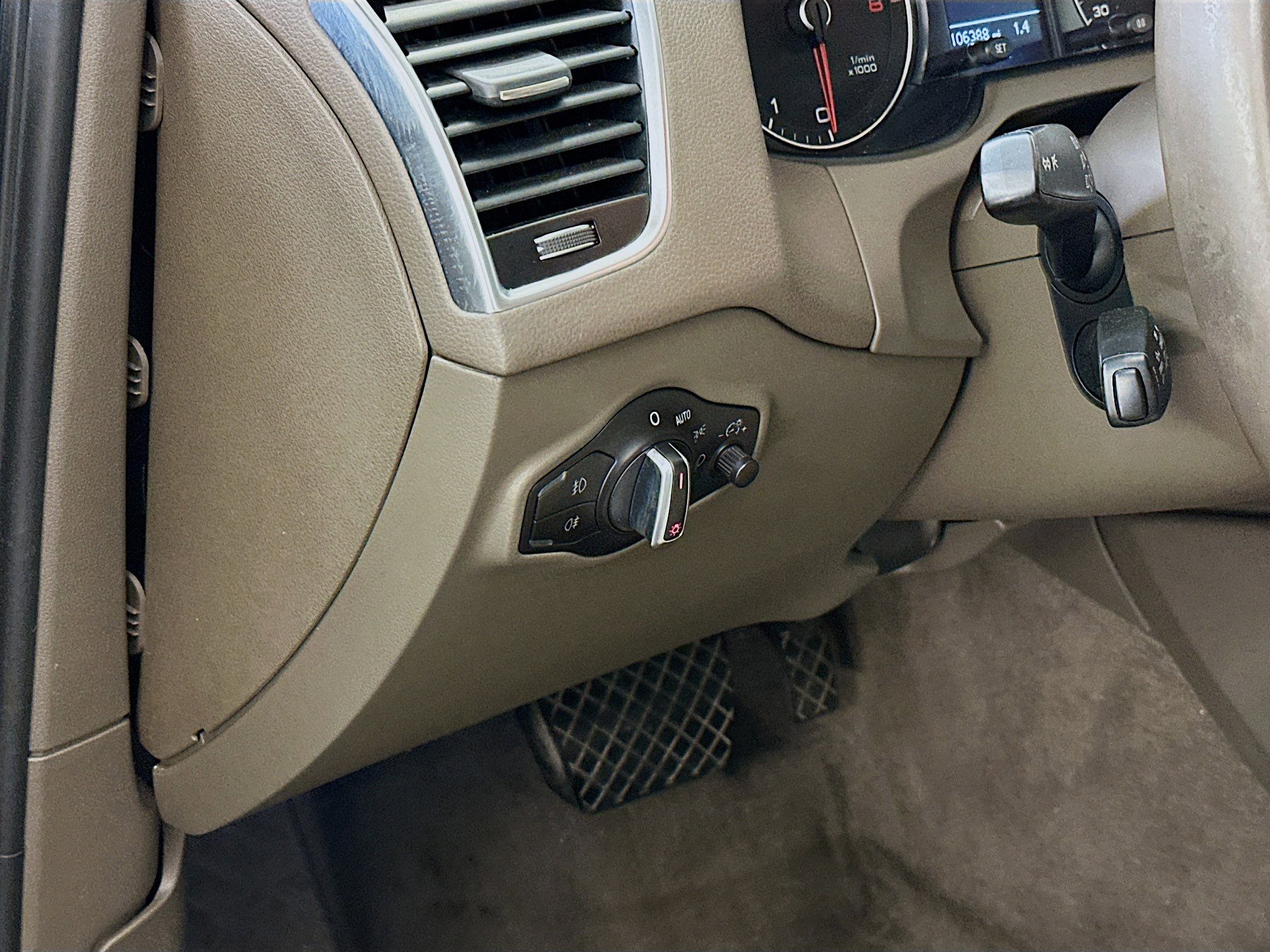 Used 2017 Audi Q5 2.0T Premium image 17