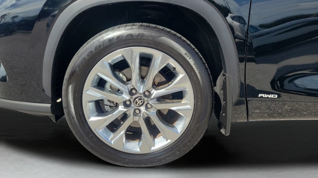 Certified 2026 Toyota Highlander Limited AWD/4WD image 25