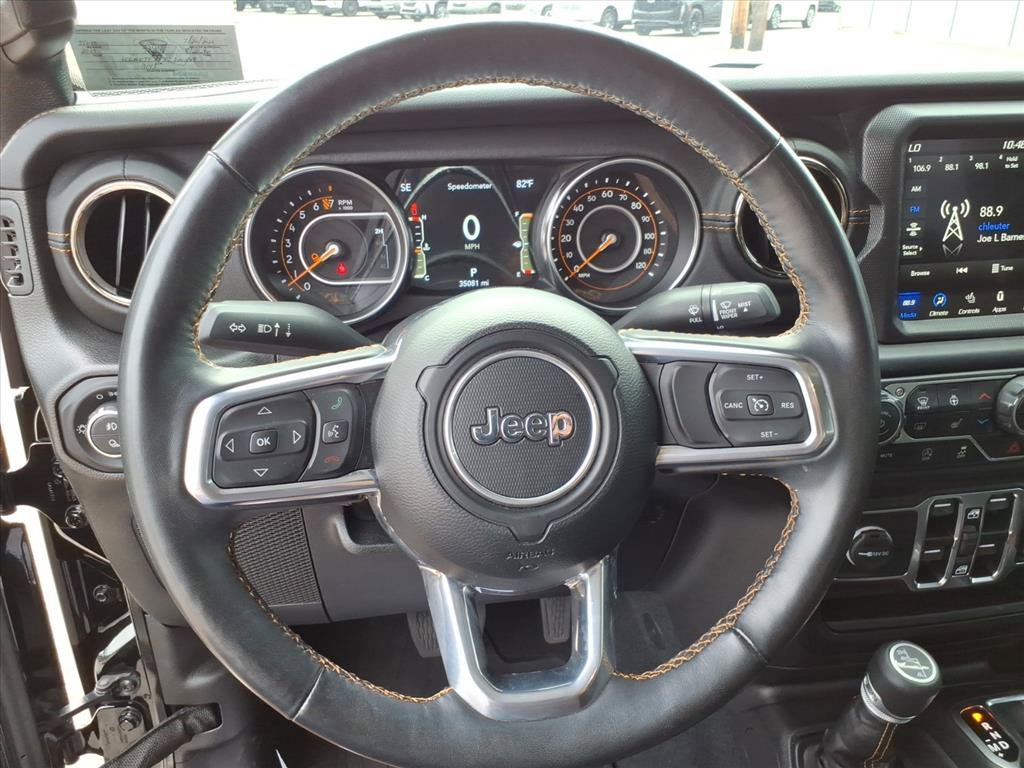 Used 2023 Jeep Gladiator Overland AWD/4WD image 14