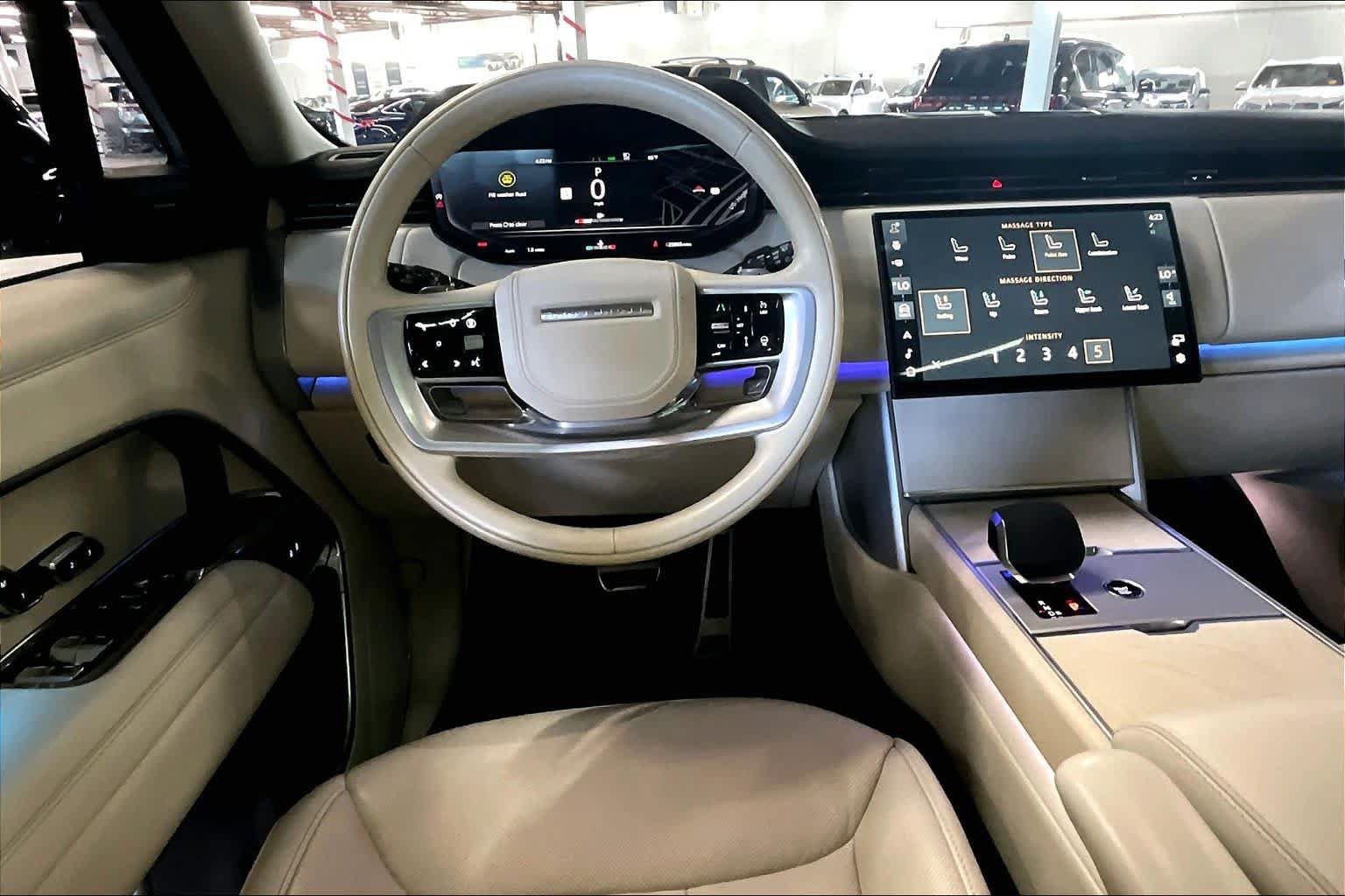 Used 2024 Land Rover Range Rover Long Wheelbase SE AWD/4WD image 8