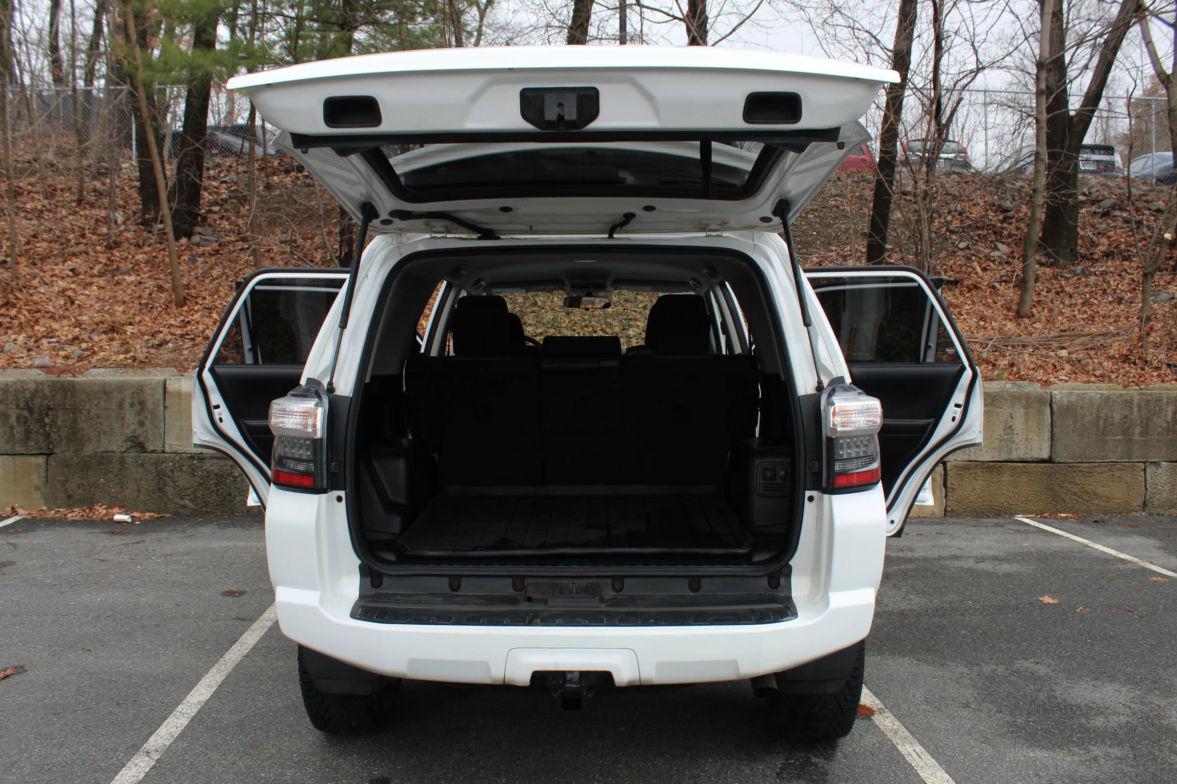 Used 2015 Toyota 4Runner SR5 image 10