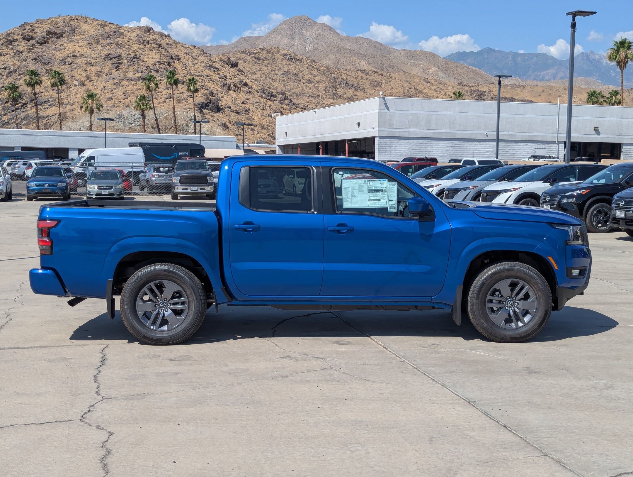 New 2025 Nissan Frontier SV w/ SV Convenience Package image 5