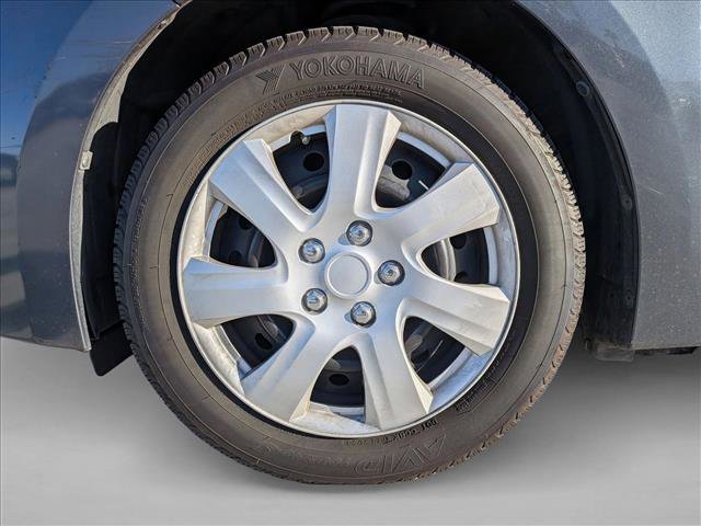 Used 2015 Toyota Corolla LE image 15