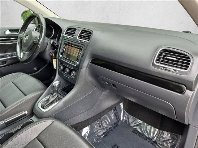 Used 2013 Volkswagen Jetta SE FWD image 25