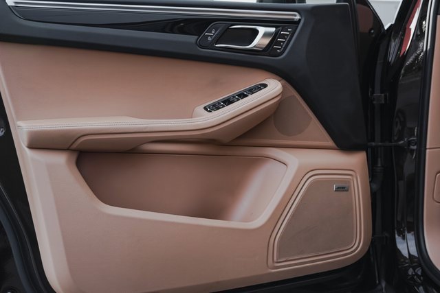 Used 2021 Porsche Macan image 9