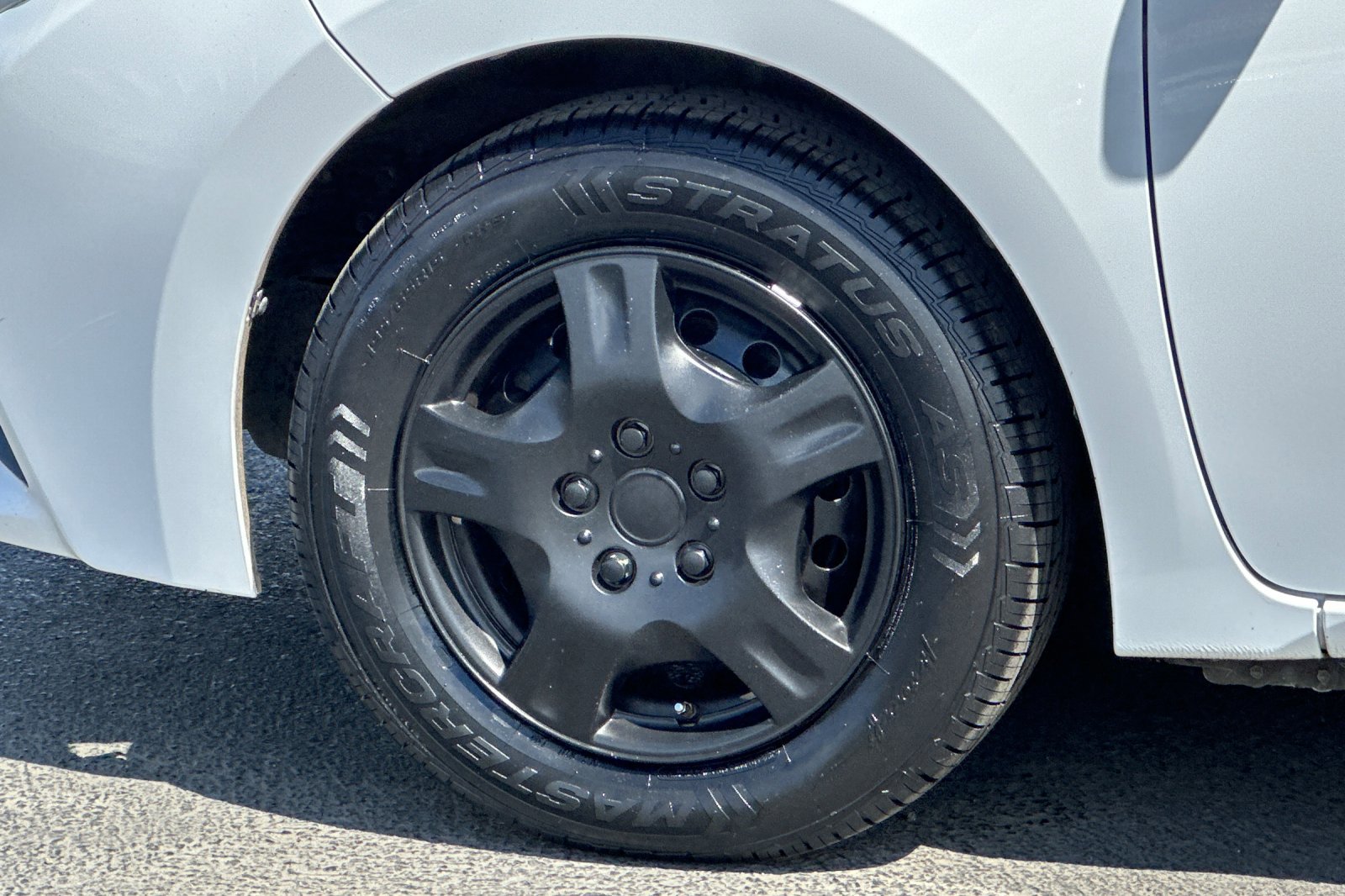 Used 2015 Toyota Corolla L image 22