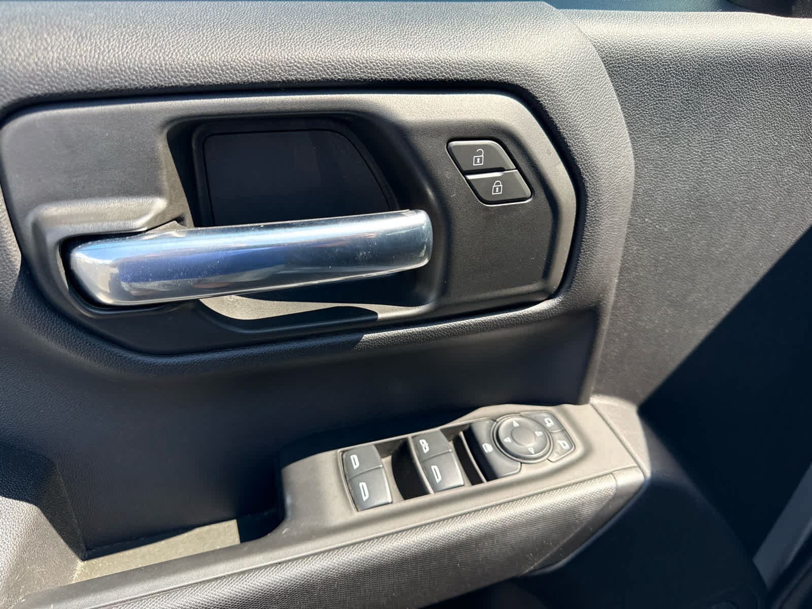 Certified 2025 Chevrolet Silverado 1500 Custom AWD/4WD image 10