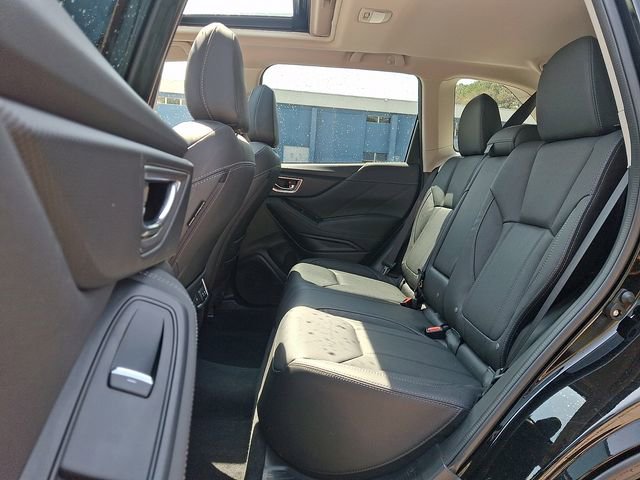 Used 2024 Subaru Forester Touring AWD/4WD image 12