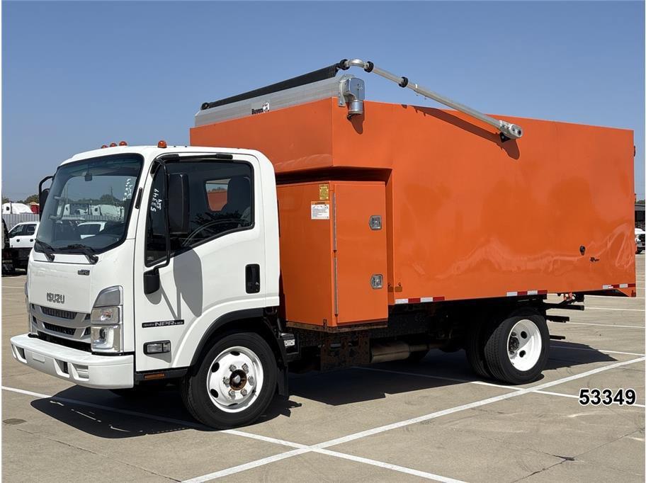 Used 2024 Isuzu NPR RWD image 1