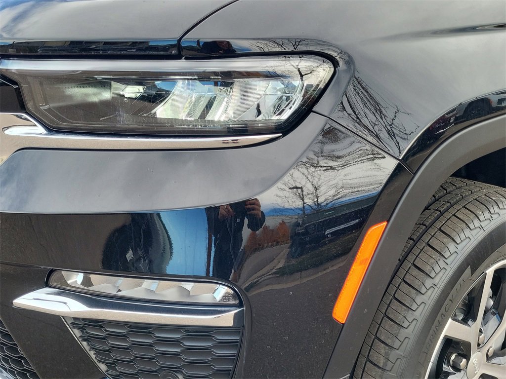 New 2025 Jeep Grand Cherokee Limited image 5