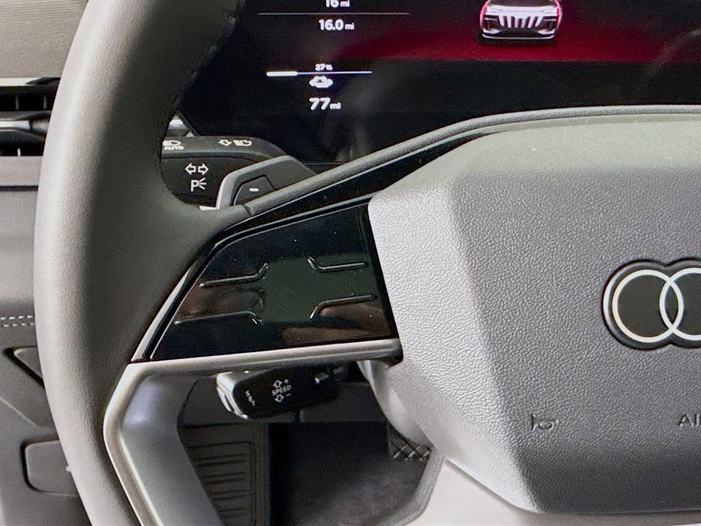 Used 2025 Audi Q6 e-tron Premium image 13