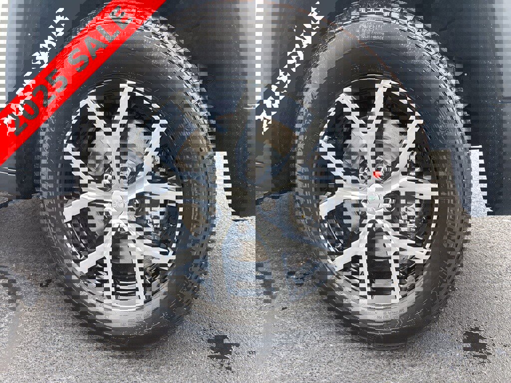 New 2025 Jeep Grand Cherokee L Limited image 7