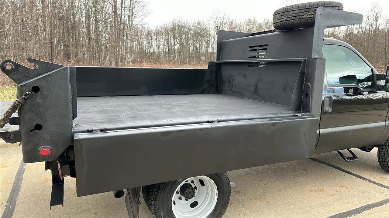 Used 2015 Ford F350 XL w/ Snow Plow Prep Package image 28