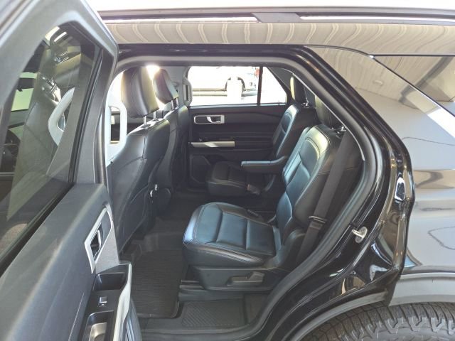 Used 2022 Ford Explorer XLT AWD/4WD image 21