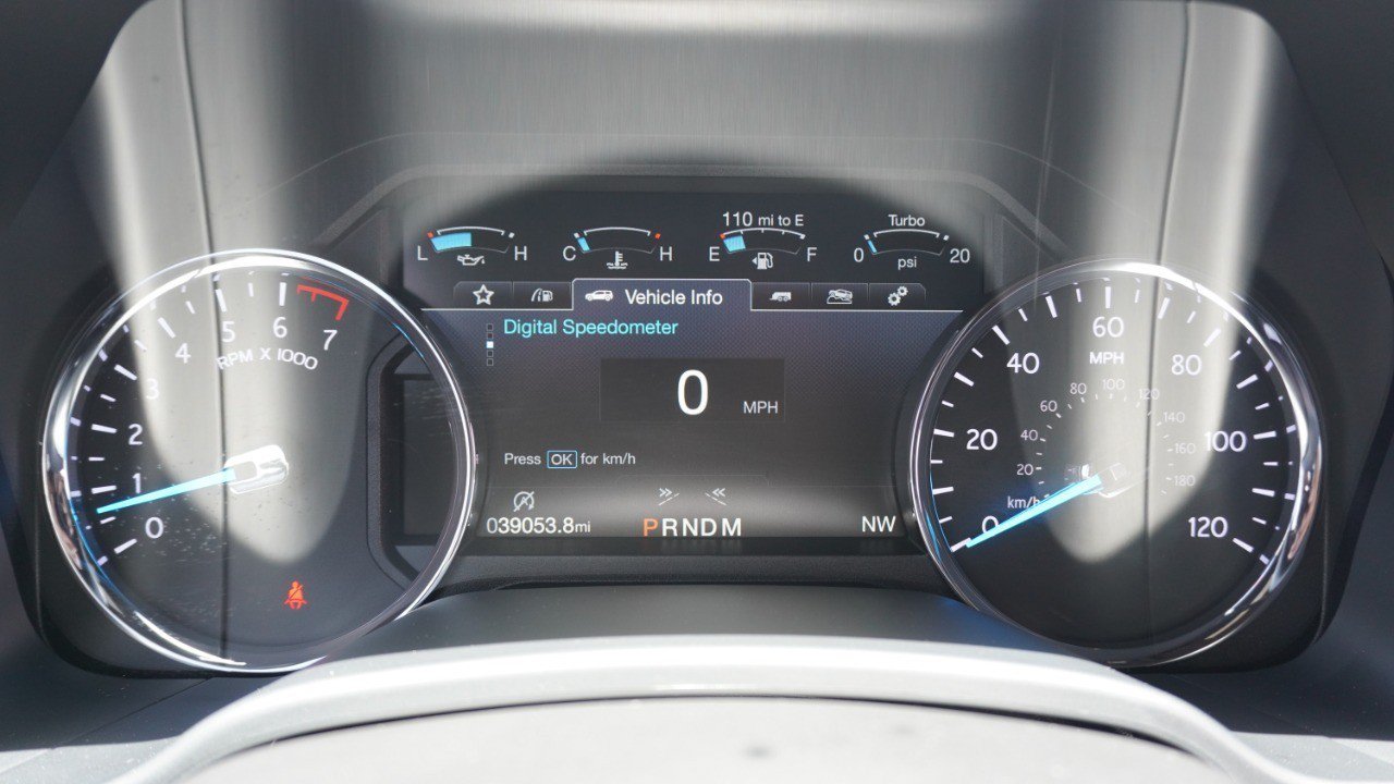 Used 2018 Ford Expedition Limited w/ Equipment Group 301A RWD image 16