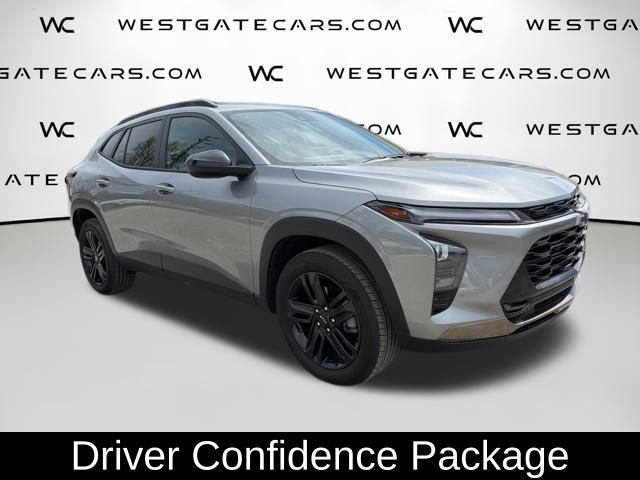 Used 2024 Chevrolet Trax ACTIV w/ Sunroof Package image 4