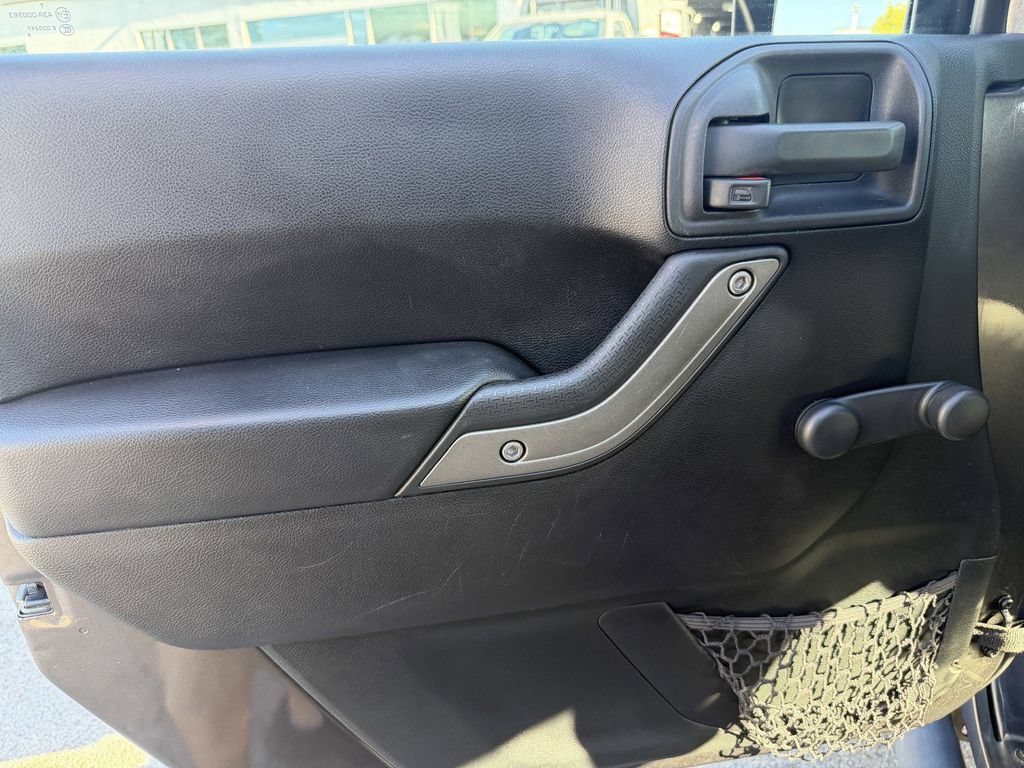 Used 2016 Jeep Wrangler Unlimited Sport AWD/4WD image 24