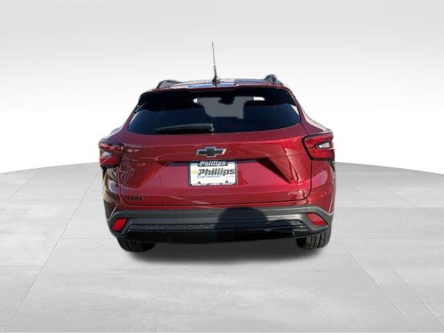 Used 2024 Chevrolet Trax RS w/ Sunroof Package FWD image 11