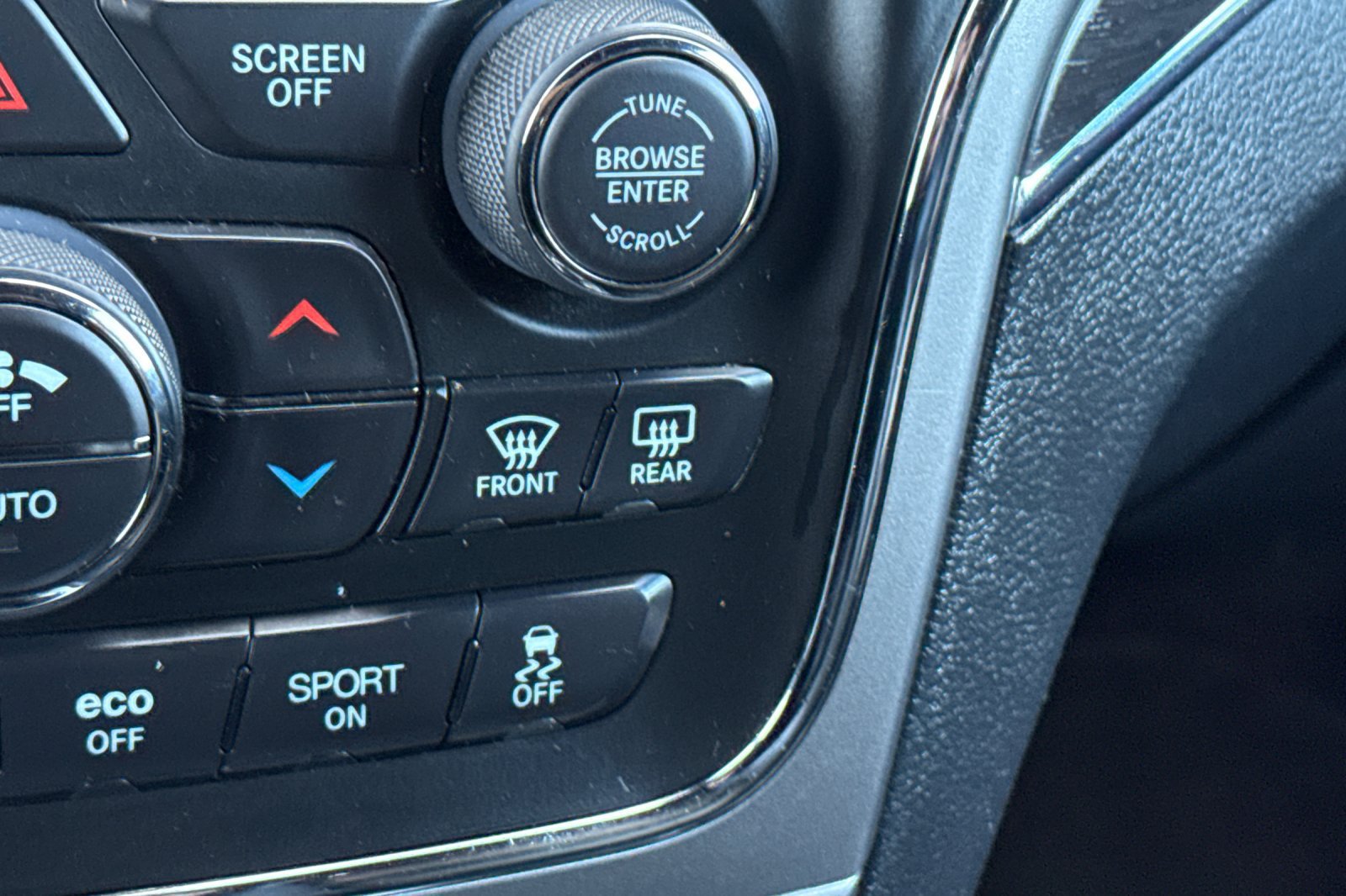 Used 2018 Jeep Grand Cherokee Limited w/ Luxury Group II AWD/4WD image 29