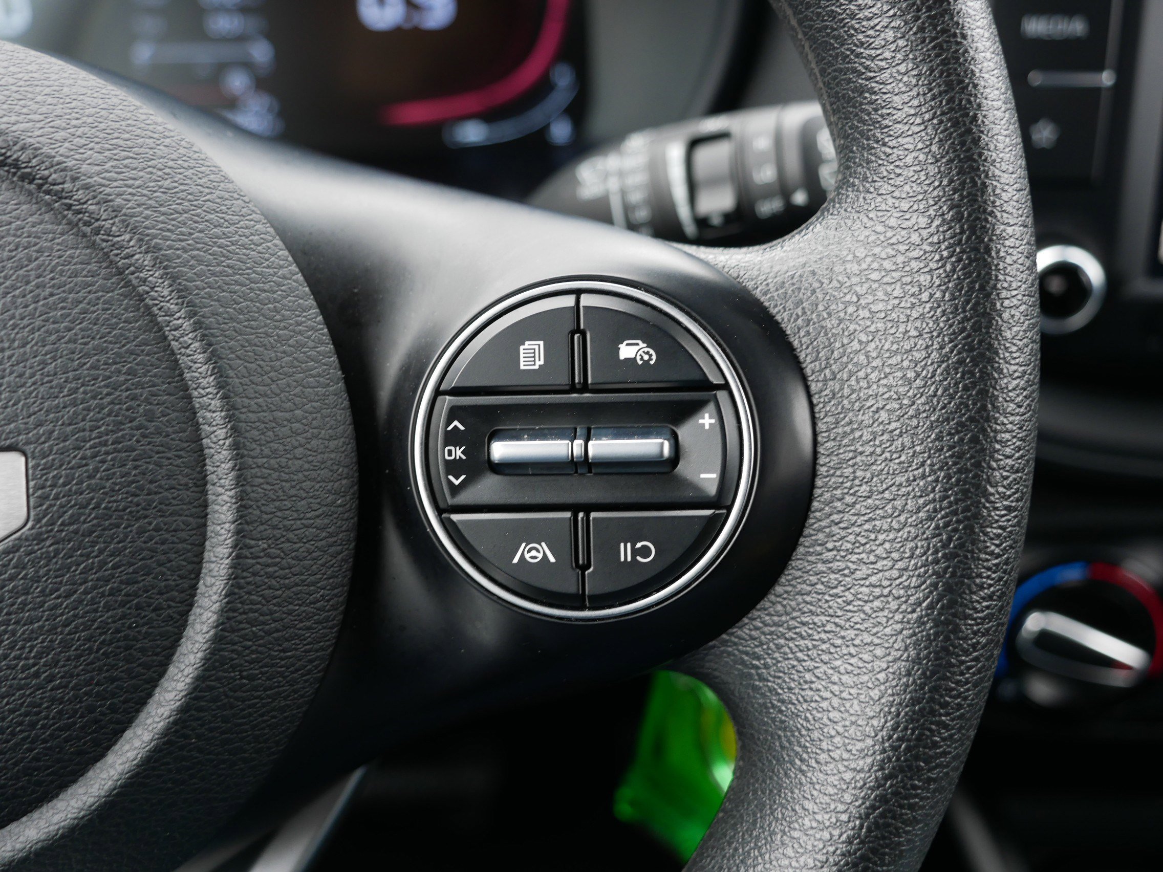 Certified 2024 Kia Soul LX w/ Option Group 015 image 29