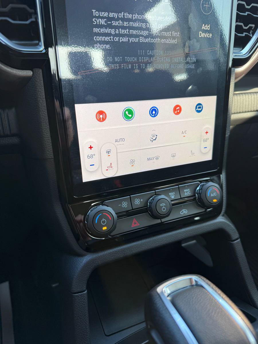 New 2025 Ford Ranger Lariat w/ Black Appearance Package image 20