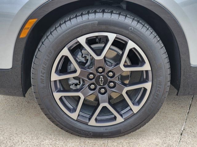Used 2025 Chevrolet Blazer RS w/ Enhanced Convenience Package image 17