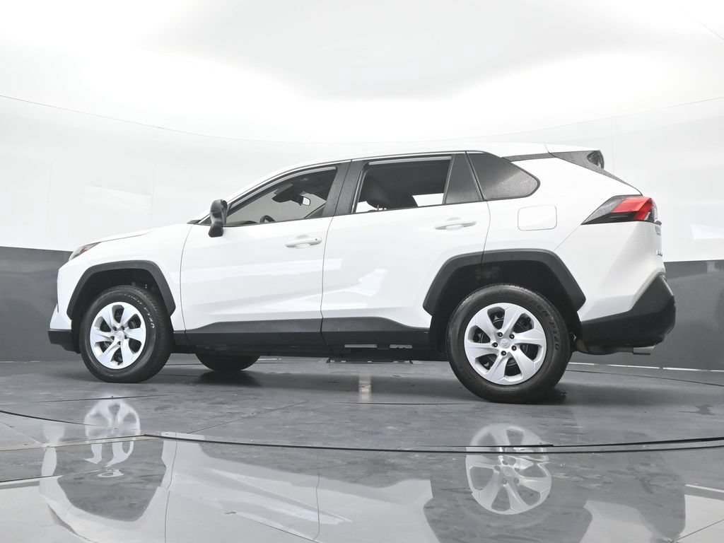 Used 2025 Toyota RAV4 LE AWD/4WD image 53
