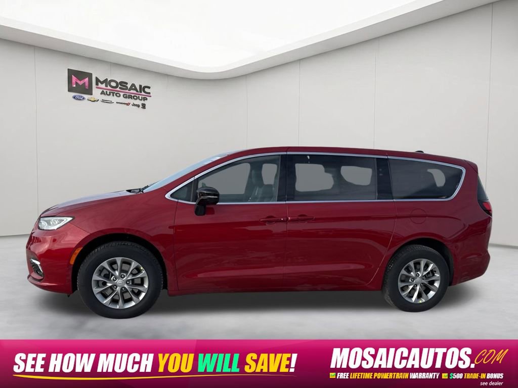New 2026 Chrysler Pacifica Limited w/ Uconnect Theater Family Group AWD/4WD image 7