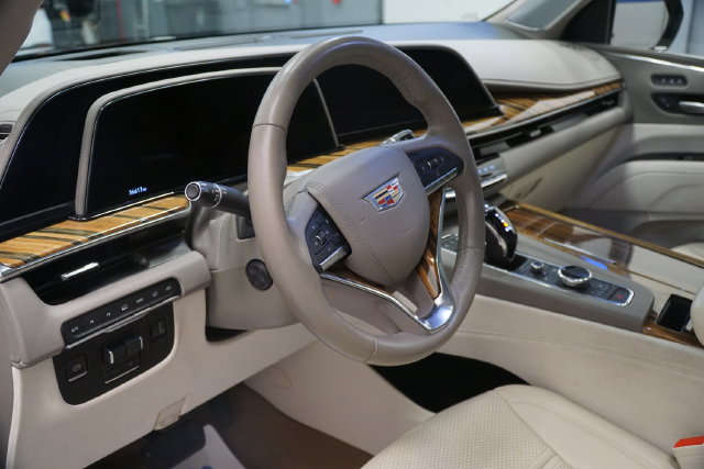 Certified 2022 Cadillac Escalade Sport Platinum AWD/4WD image 13
