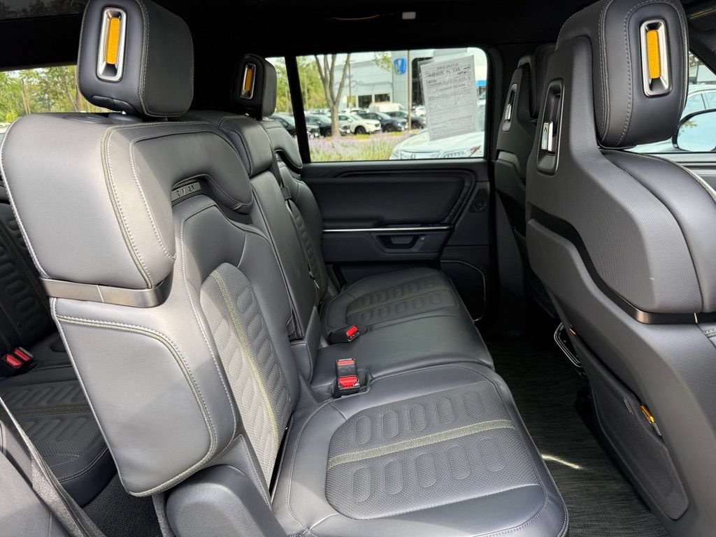 Used 2025 Rivian R1S Adventure AWD/4WD image 21