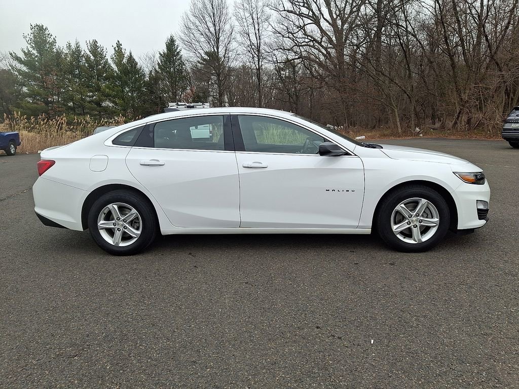 Used 2021 Chevrolet Malibu LS image 7