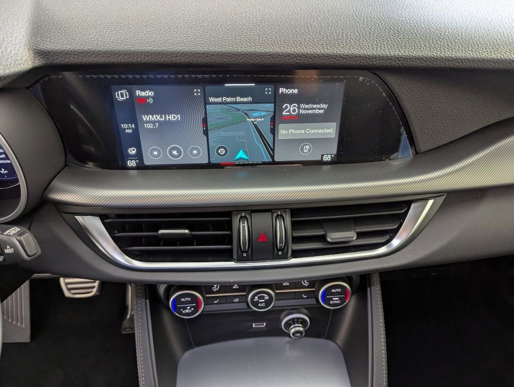 New 2025 Alfa Romeo Stelvio Sprint w/ Convenience Package image 20