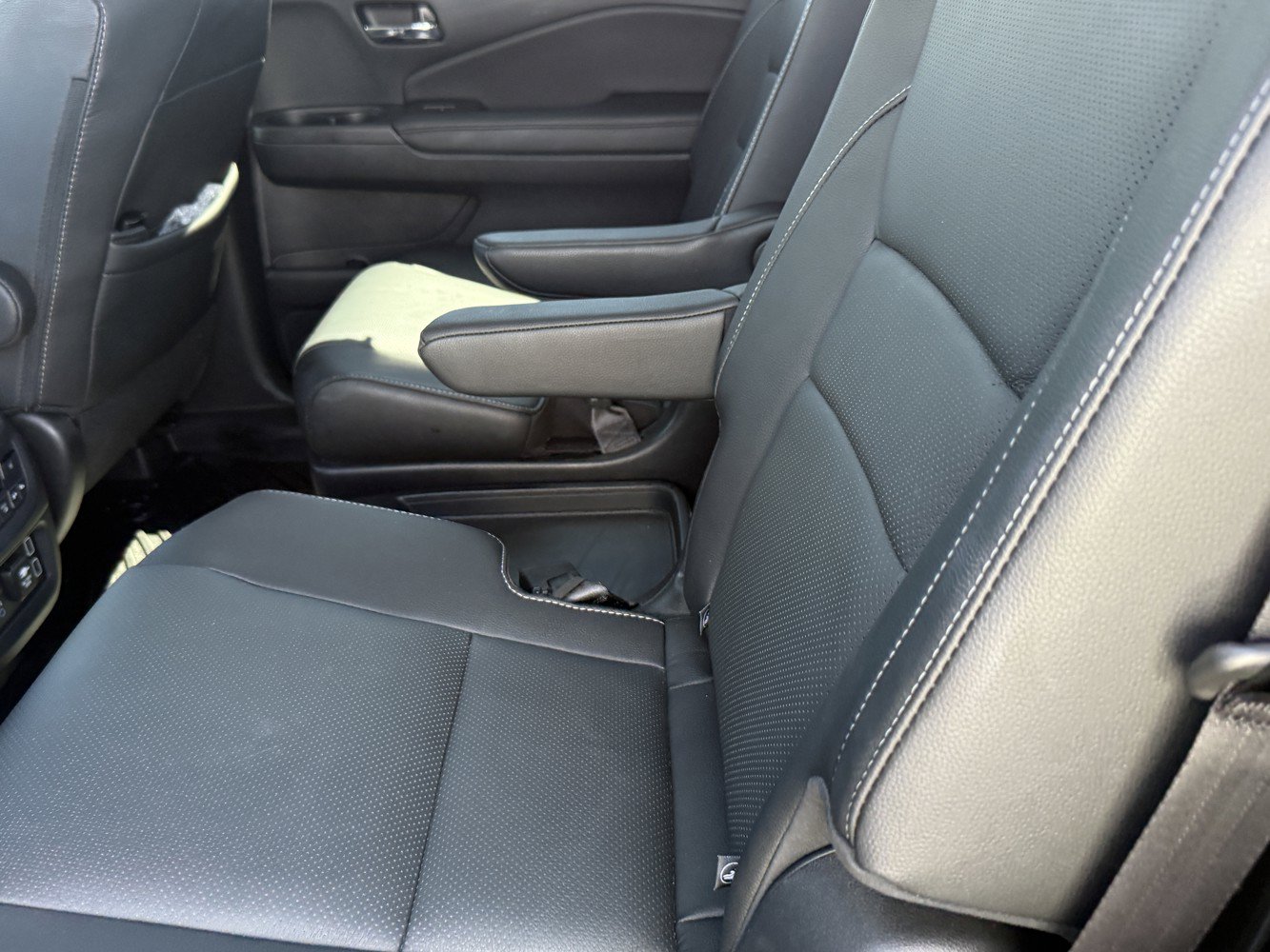 Certified 2022 Honda Pilot Elite image 24