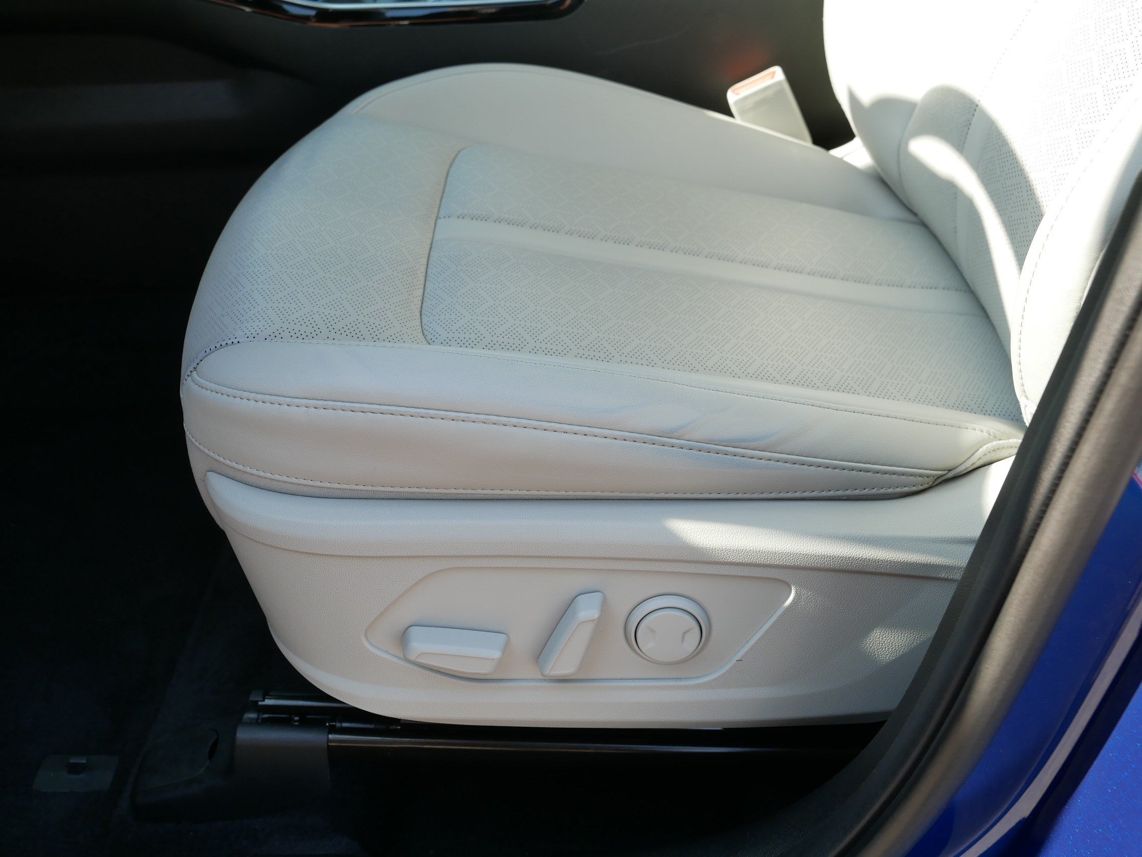Certified 2023 Kia Sorento SX AWD/4WD image 20
