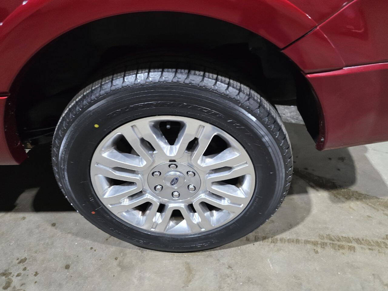 Used 2014 Ford Expedition EL Limited w/ Equipment Group 301A AWD/4WD image 23