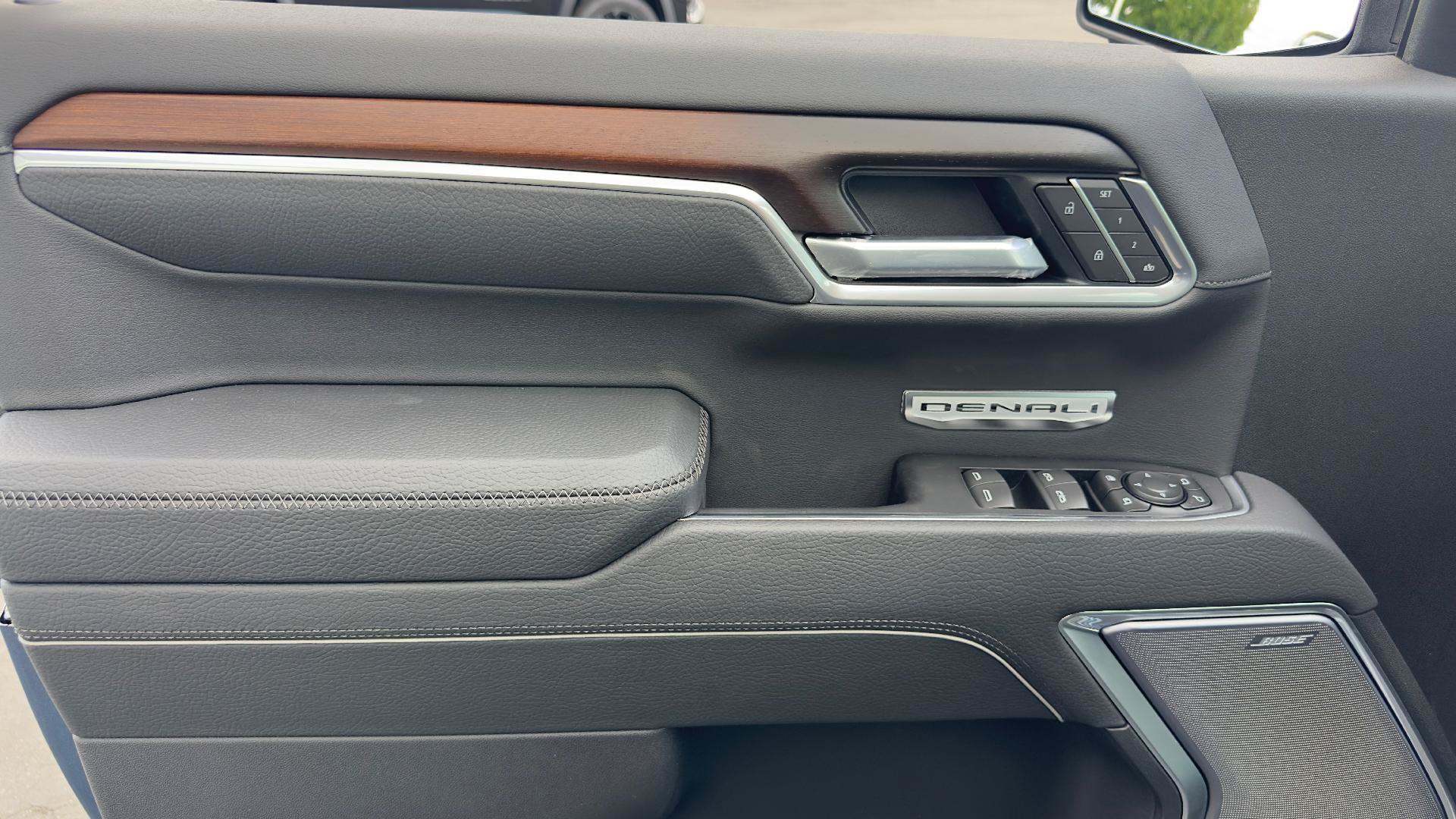 New 2026 GMC Sierra 1500 Denali AWD/4WD image 9