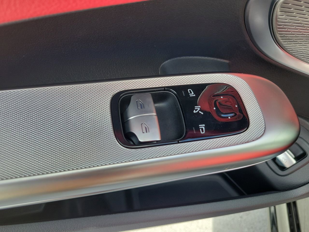 New 2026 Mercedes-Benz CLE 450 4MATIC Coupe image 11