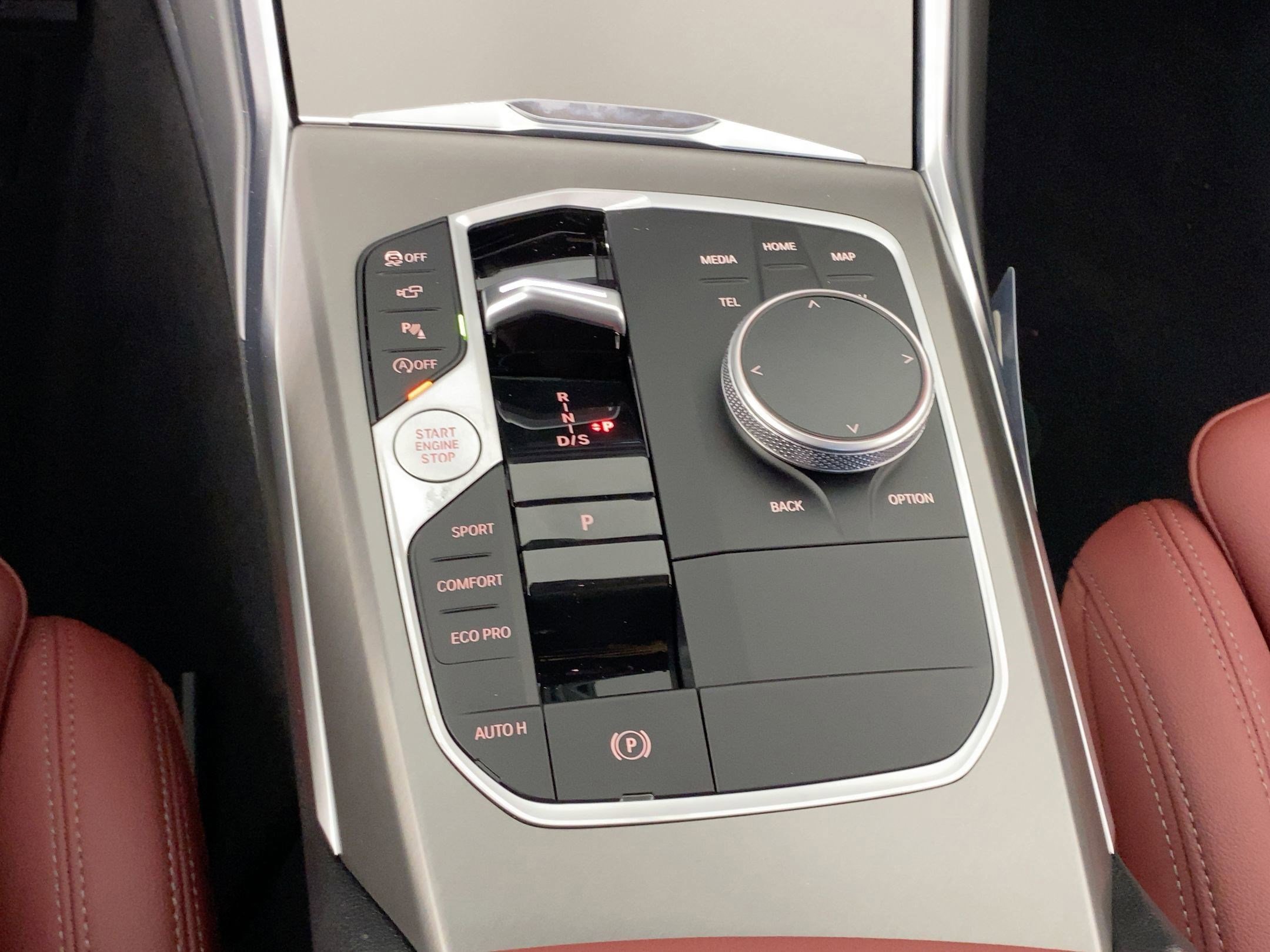 Used 2026 BMW 330i Sedan w/ M Sport Package image 15