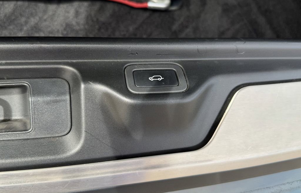 Used 2018 Land Rover Range Rover SV Autobiography Dynamic image 11