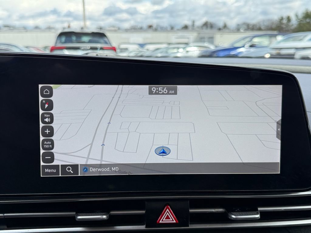 Used 2023 Hyundai Elantra SEL w/ Convenience Package image 16