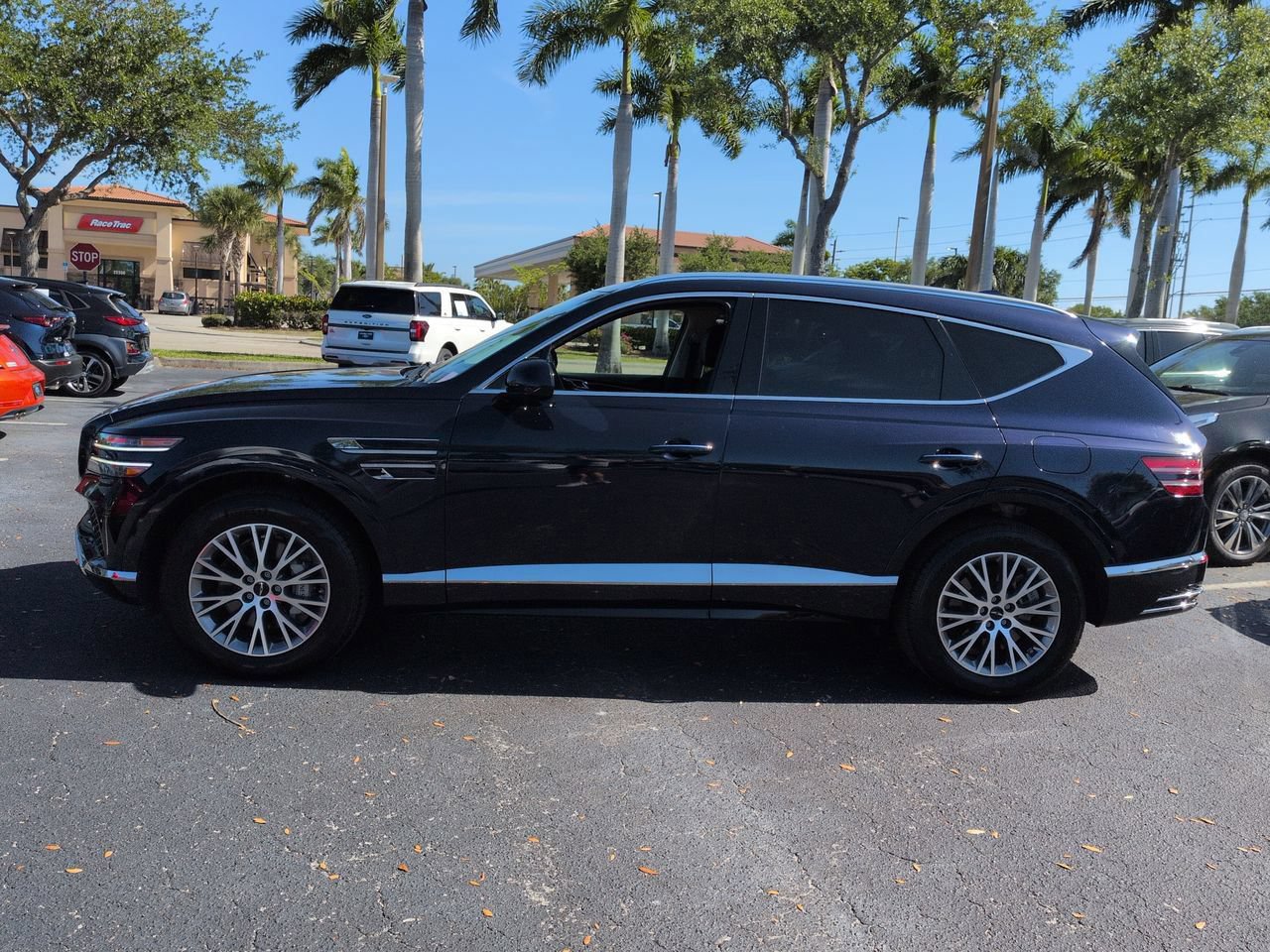Used 2025 Genesis GV80 2.5T Standard AWD/4WD image 7