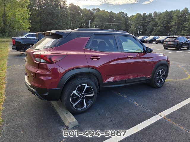 Used 2021 Chevrolet TrailBlazer RS w/ Technology Package FWD image 4