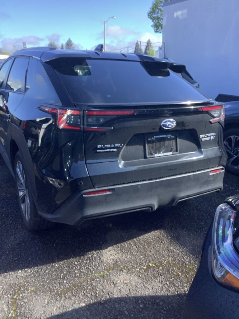 Used 2023 Subaru Solterra AWD image 4